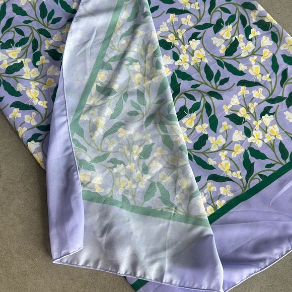 Lavender Floral Swim Sarong - Picture 4 of 6